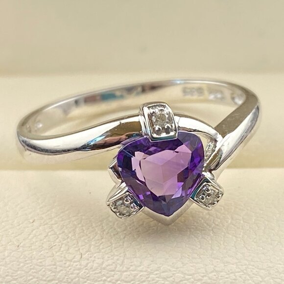 Vtg. 14K White Gold FP Friedman's Inc. 0.75 ct Amethyst & 3 Diamond Ring Sz. 7 - Picture 12 of 15
